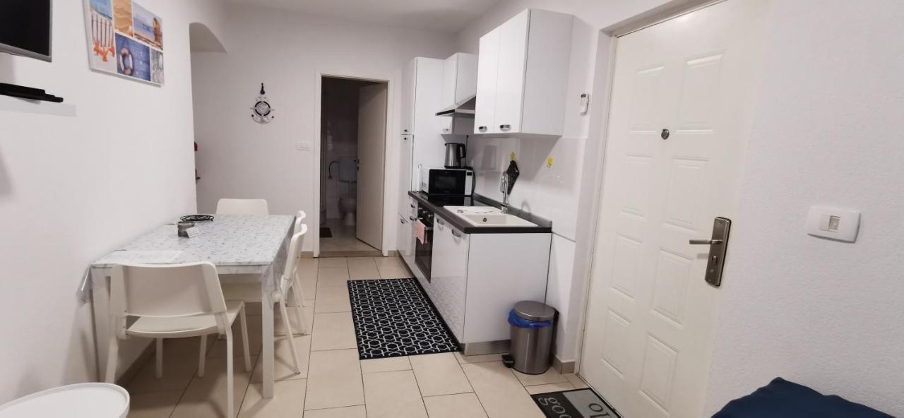 Apartment Tian Копер Экстерьер фото